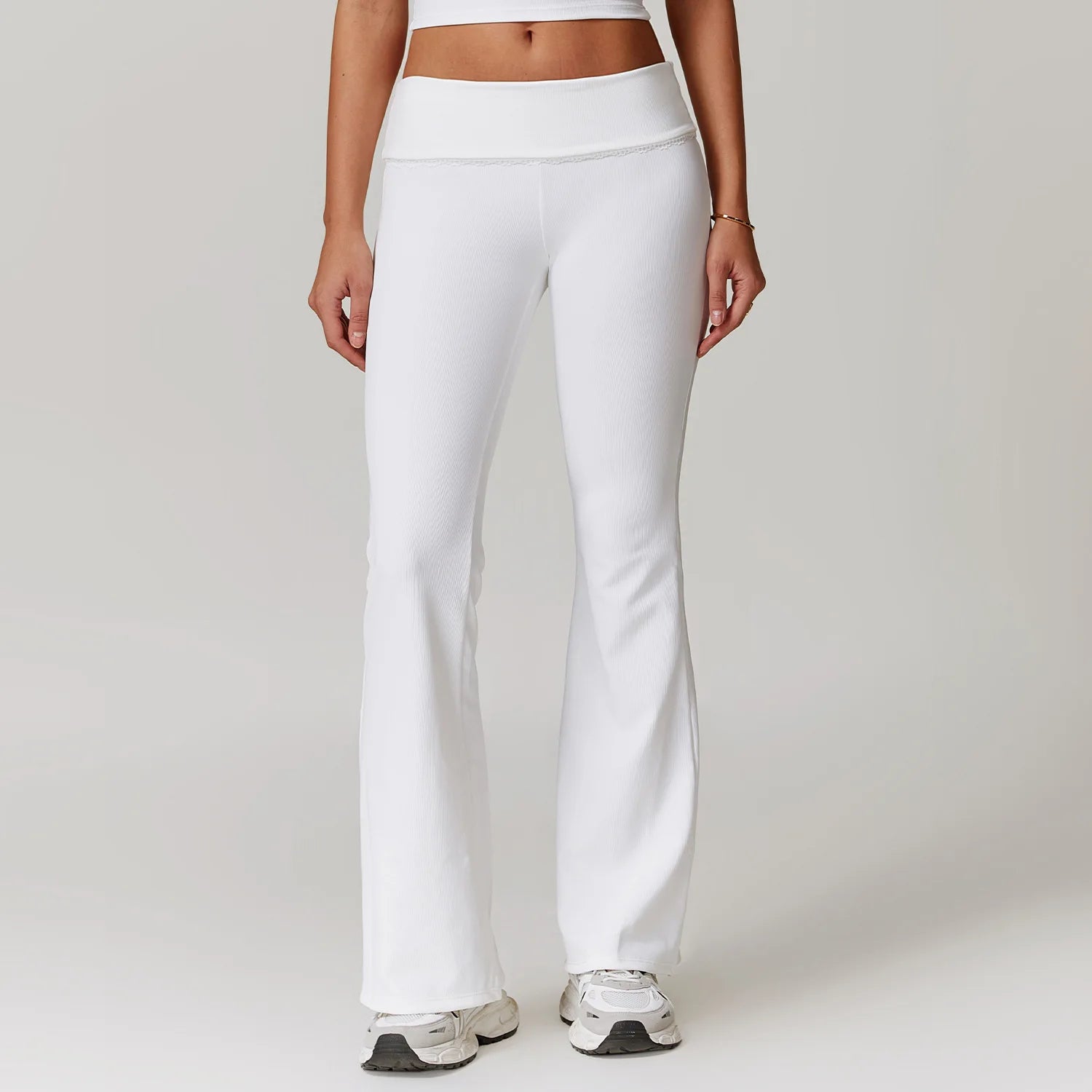 Yoga Flowers Legging Flare - Alaia Fitness